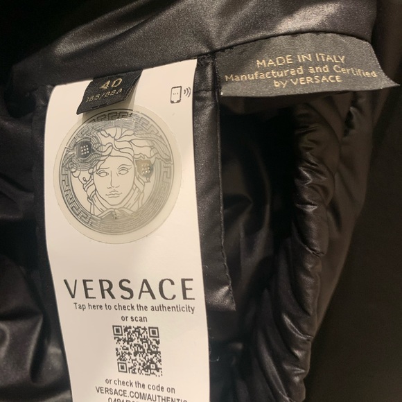 VERSACE DOWN JACKET - Picture 9 of 9